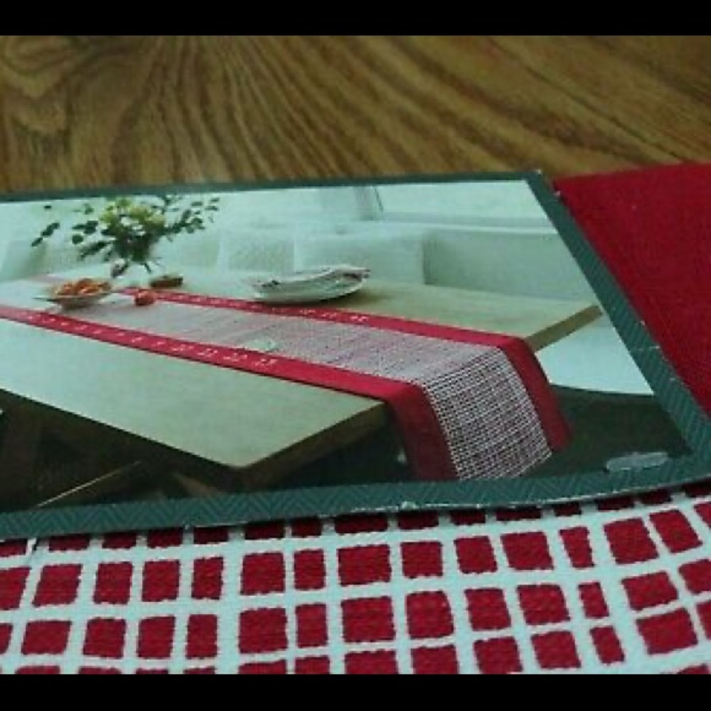 Advent Count Down to Christmas Table Runner. - Picture 3 of 8